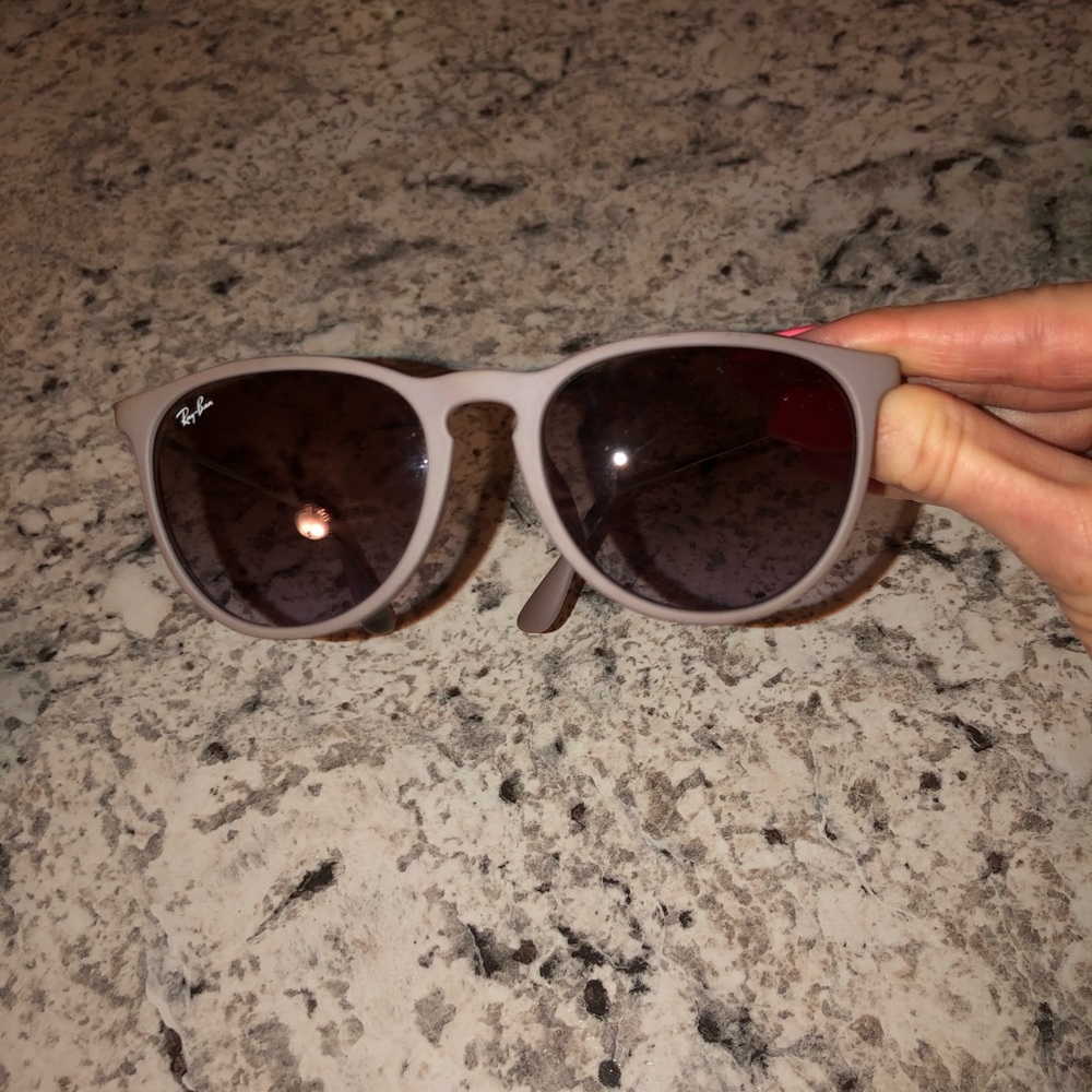 Women’s Ray Bans